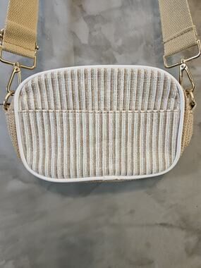 Beige and Gold Woven Straw Crossbody Bag Zip Closure Adjustable Strap